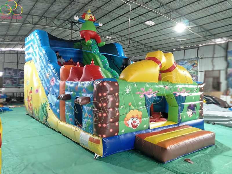 clown inflatable slide