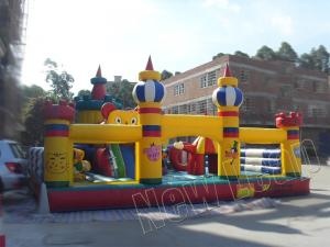 art-zoo inflatable park